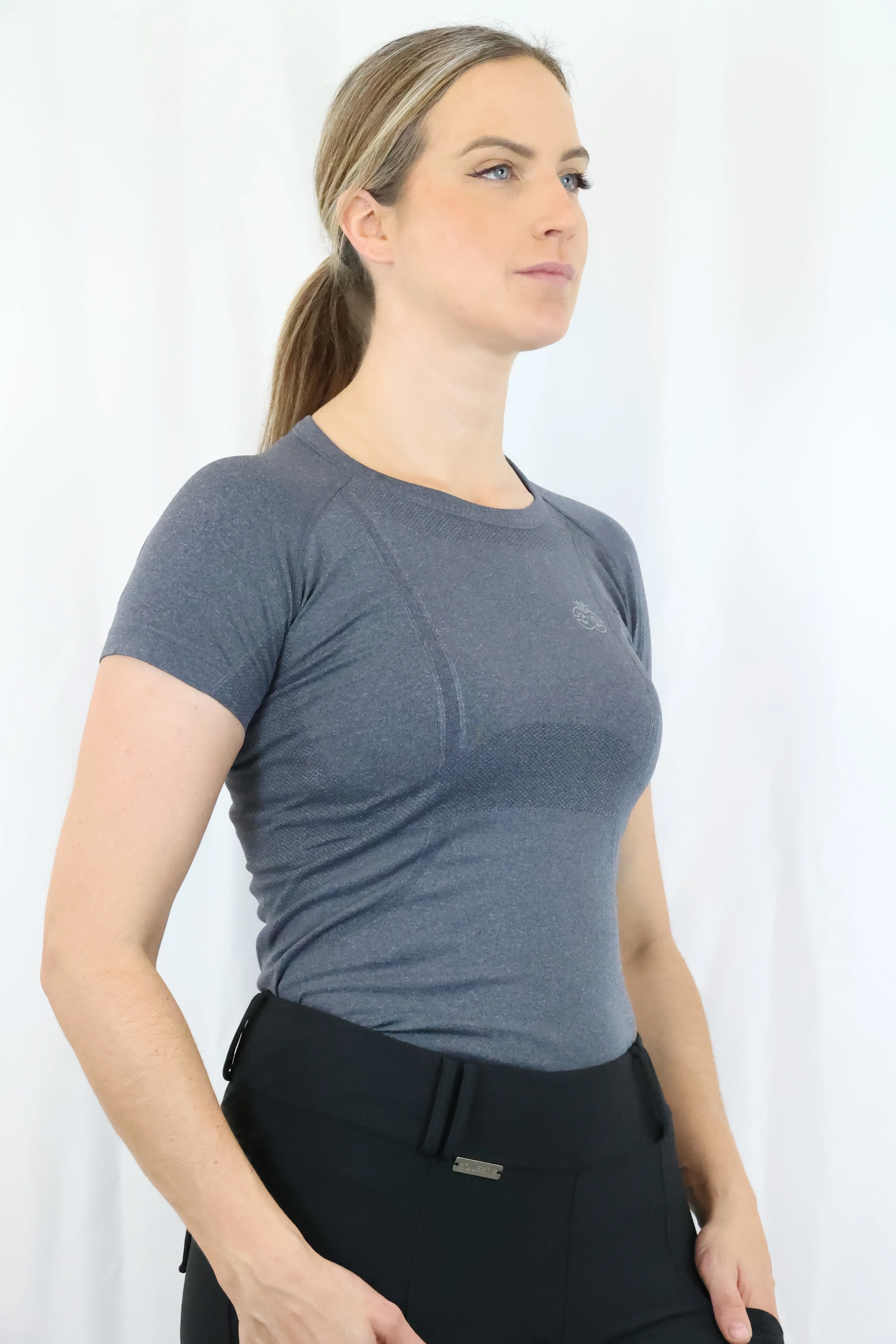 Dory Seamless Training Top - Charcoal - Image 3