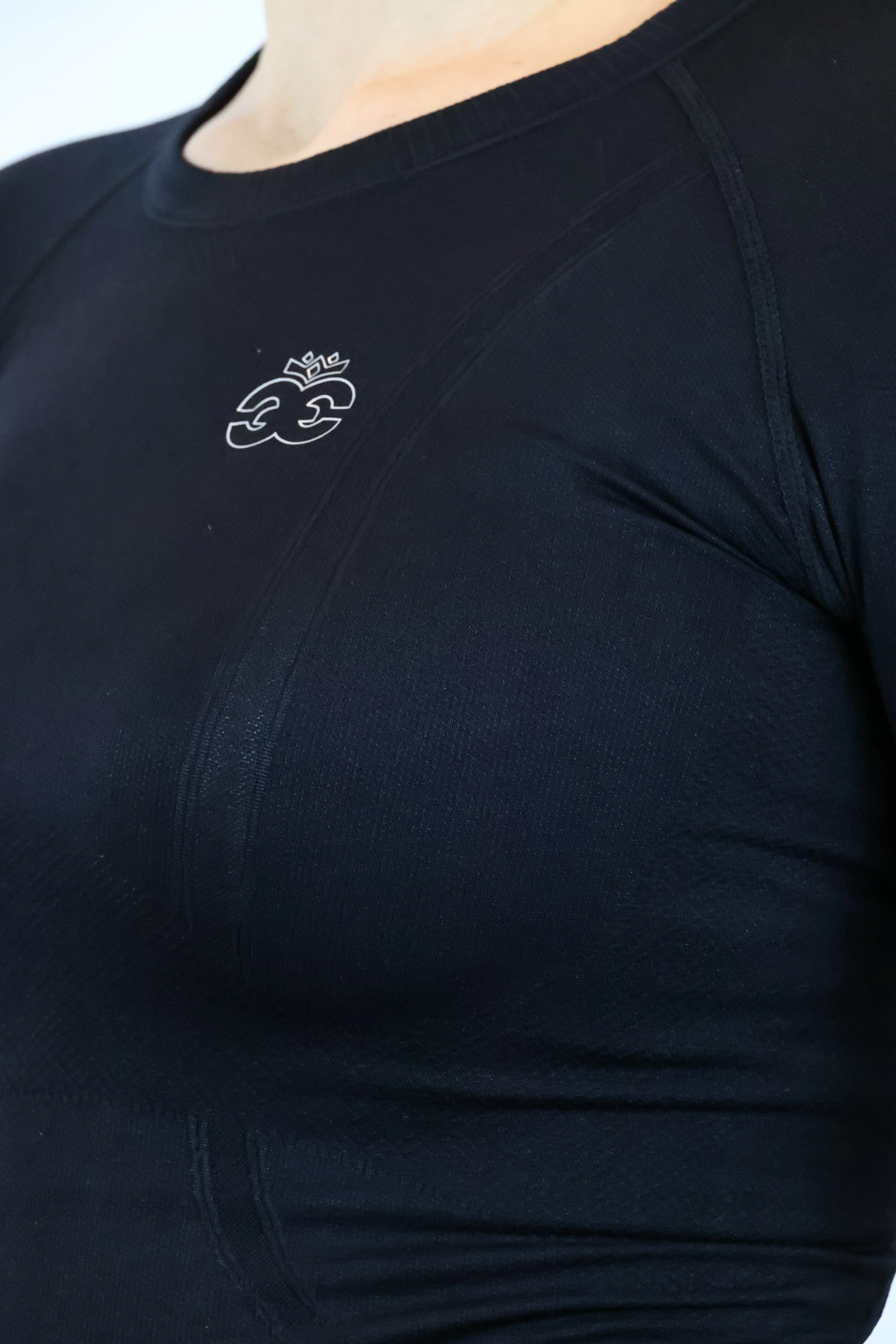 Molly Seamless Training Top - Black - Image 10