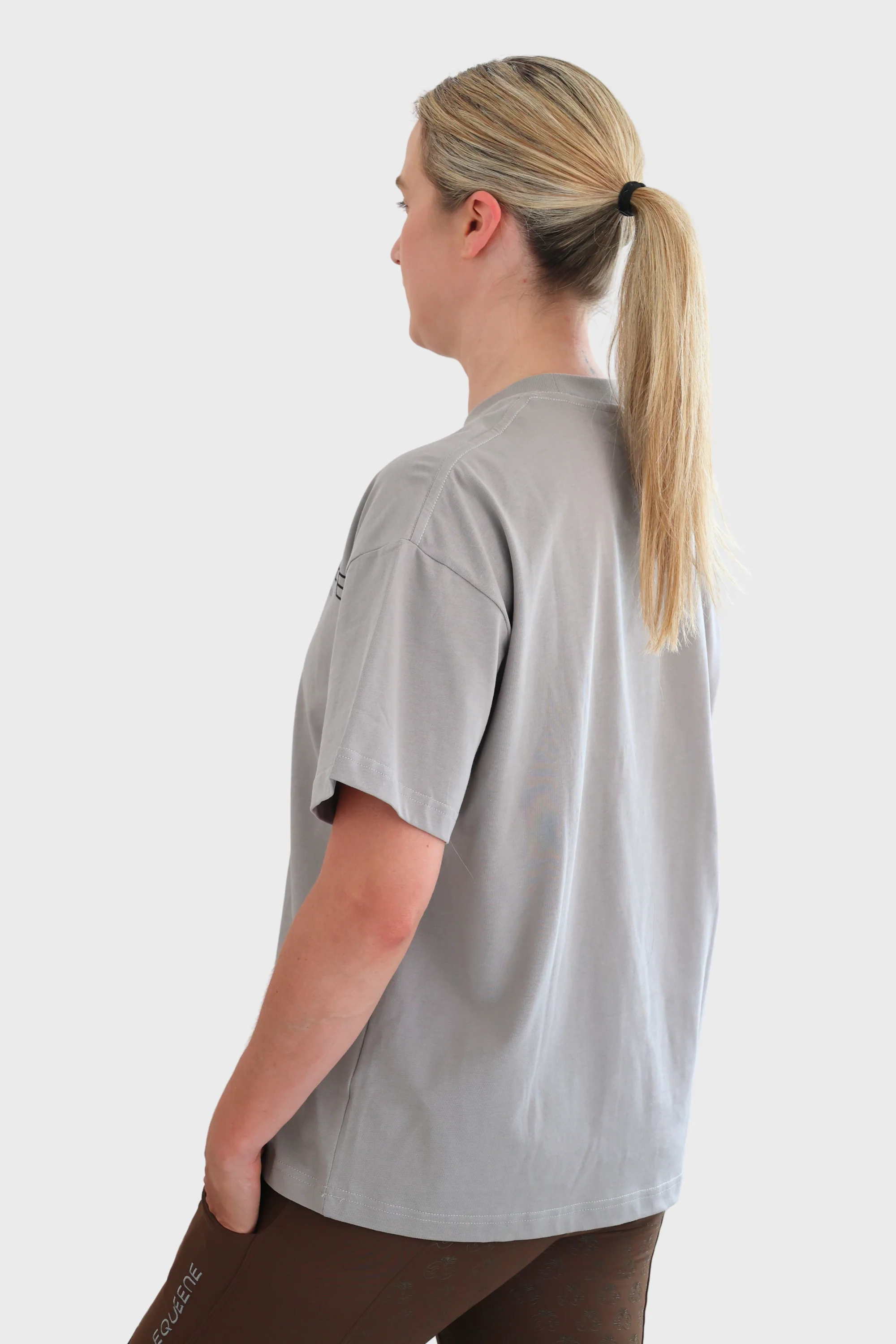 Tessa Oversized Tee - Grey - Image 5